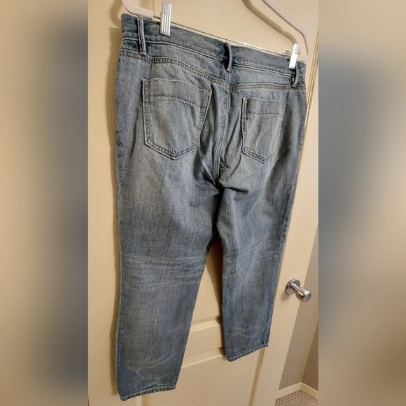 LOU & GREY Boyfriend Capri Jeans. Women's Size 30. 💙 - Picture 4 of 13